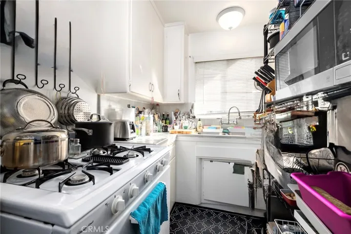 609 W Foothill Boulevard, Monrovia, California 91016