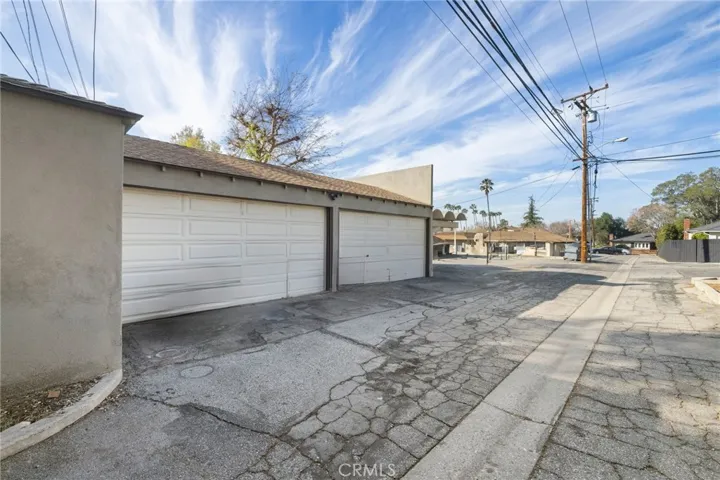 609 W Foothill Boulevard, Monrovia, California 91016