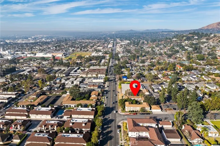 609 W Foothill Boulevard, Monrovia, California 91016