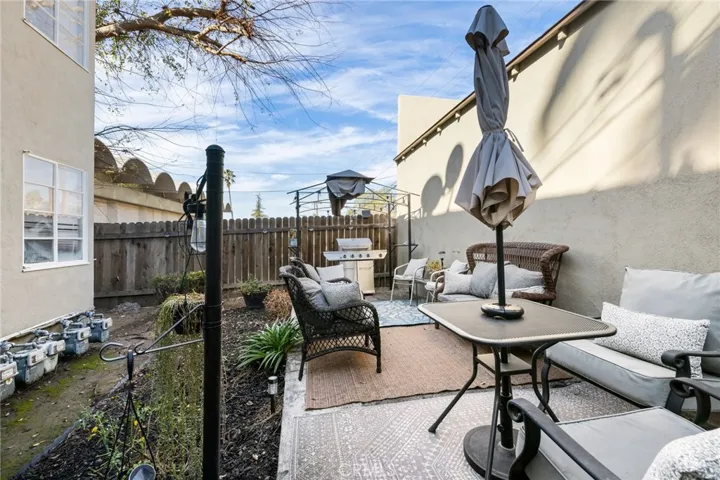 609 W Foothill Boulevard, Monrovia, California 91016