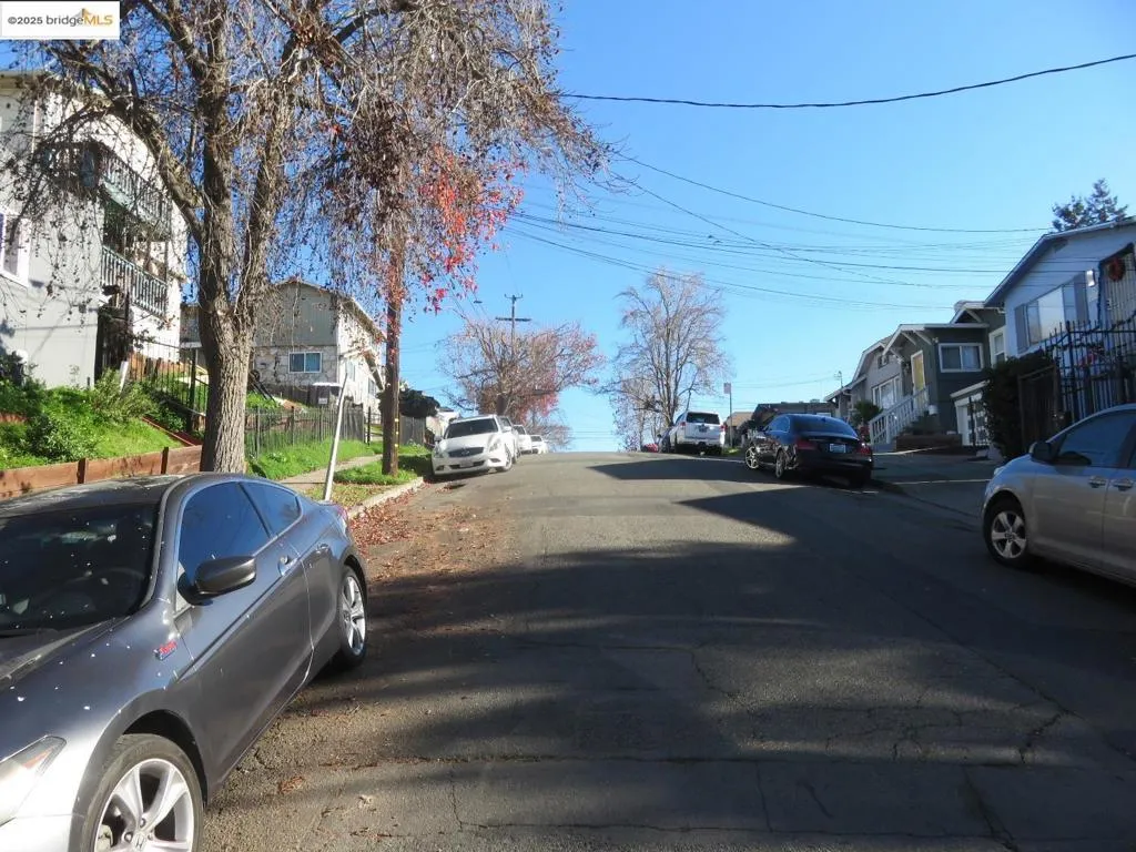 4510 San Carlos Ave, Oakland, California 94601 home-pic-22