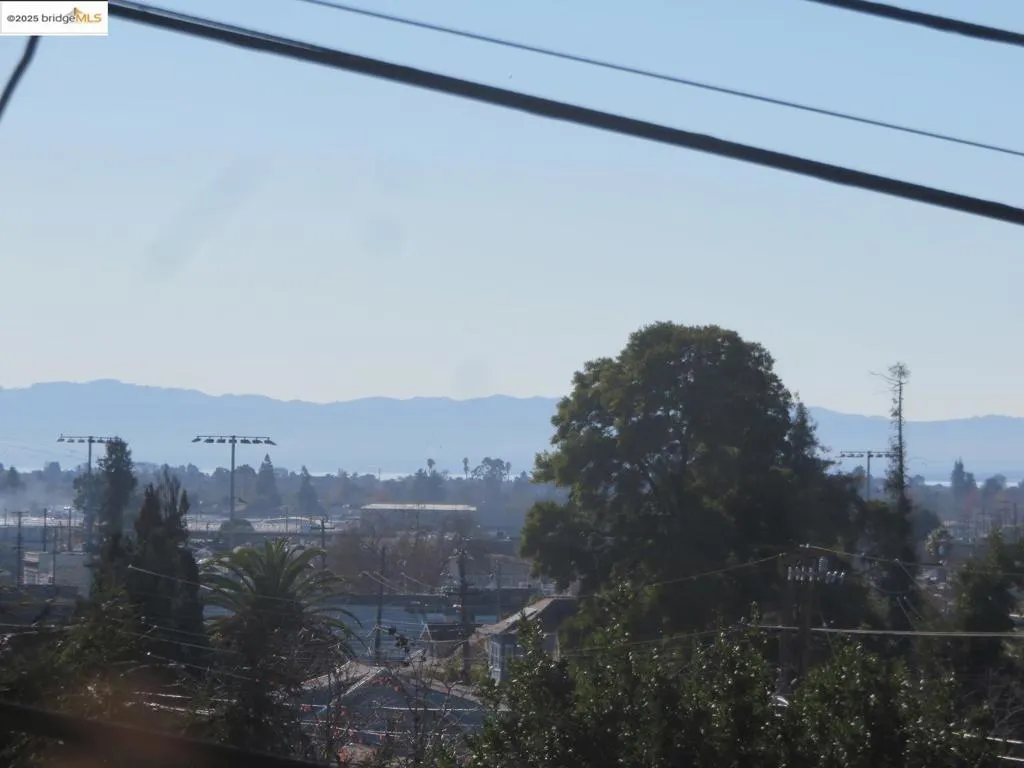 4510 San Carlos Ave, Oakland, California 94601 home-pic-9