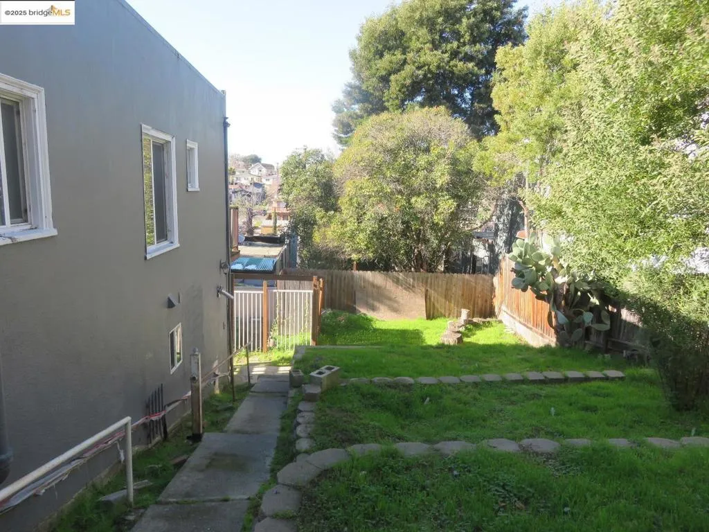 4510 San Carlos Ave, Oakland, California 94601 home-pic-1
