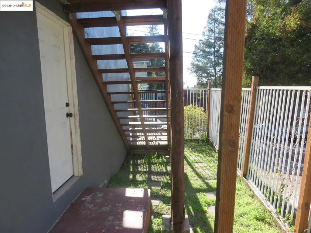 4510 San Carlos Ave, Oakland, California 94601 home-pic-20