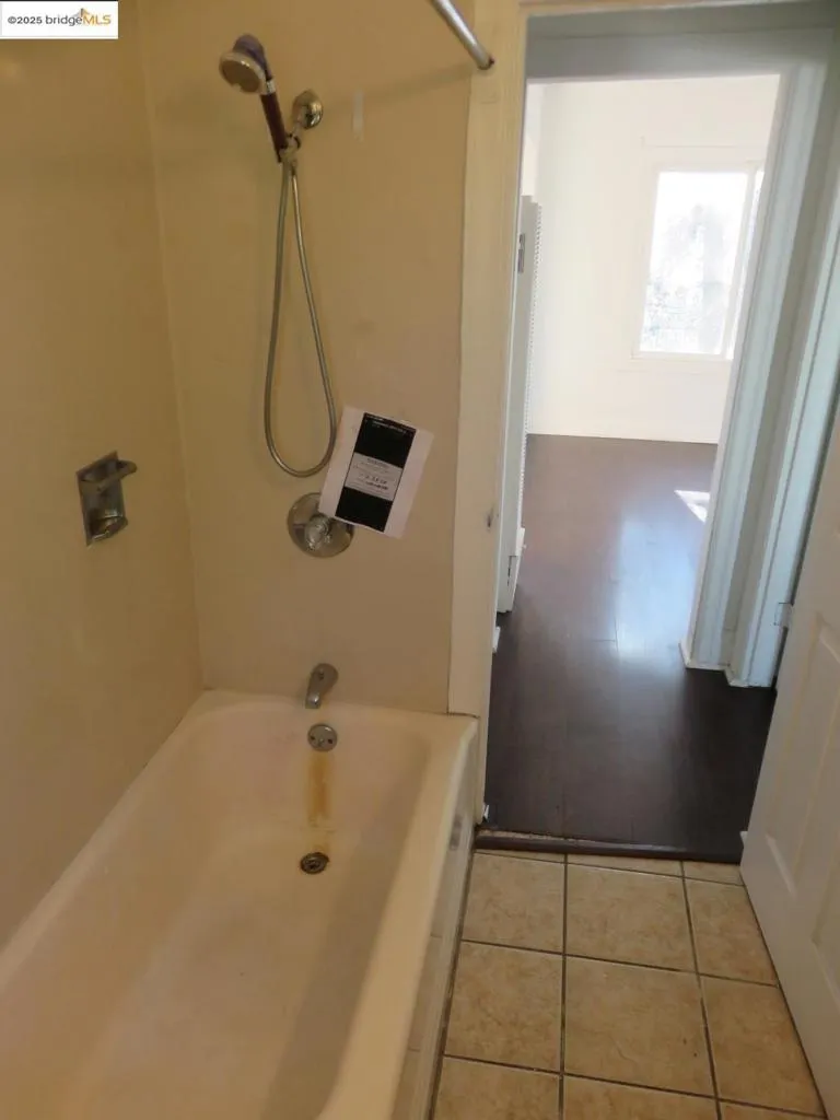 4510 San Carlos Ave, Oakland, California 94601 home-pic-7