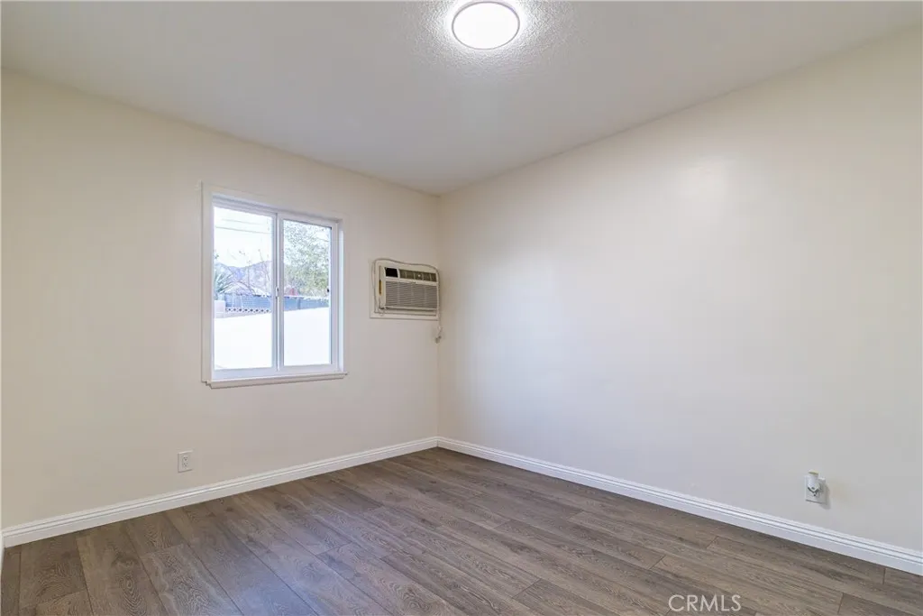 25542 Edgemont Drive, San Bernardino, California 92404 home-pic-15