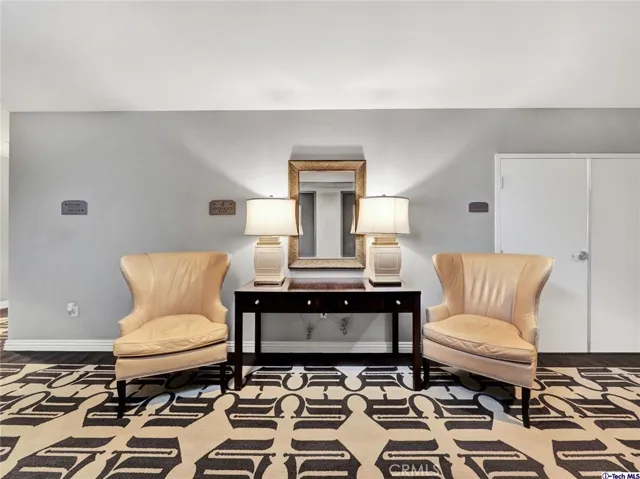 268 Caruso Avenue, Glendale, California 91210