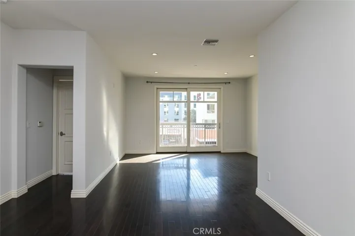 268 Caruso Avenue, Glendale, California 91210