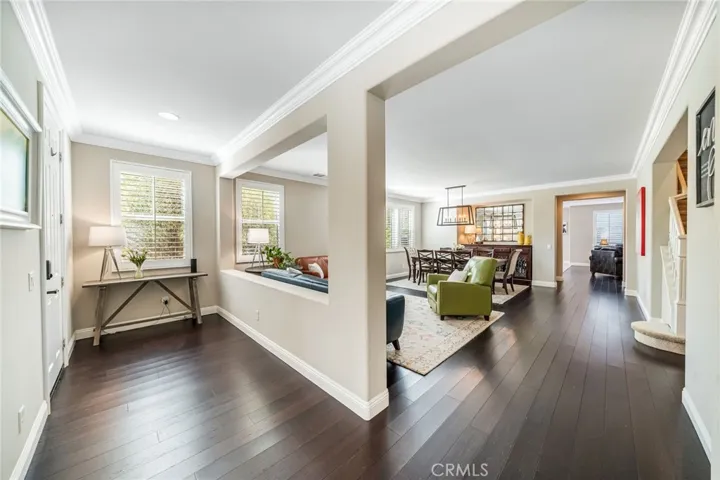 Entry/Foyer