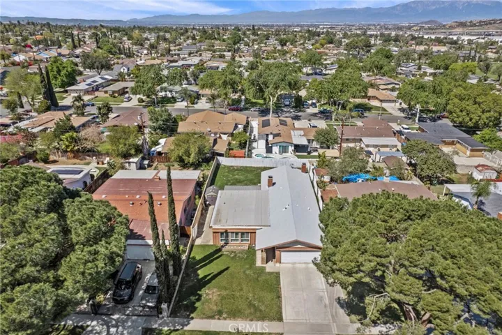 1125 Aspen Street, Corona, California 92879