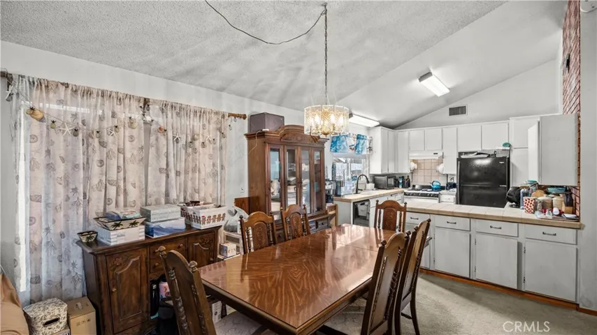 1125 Aspen Street, Corona, California 92879