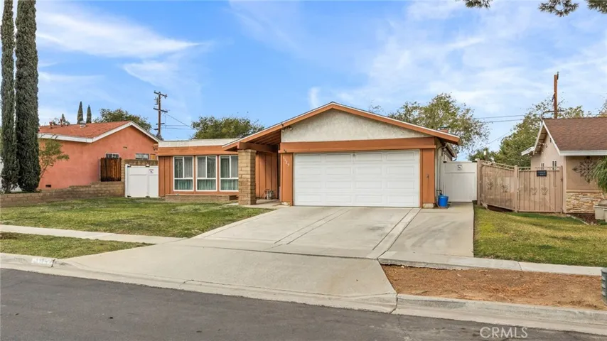 1125 Aspen Street, Corona, California 92879