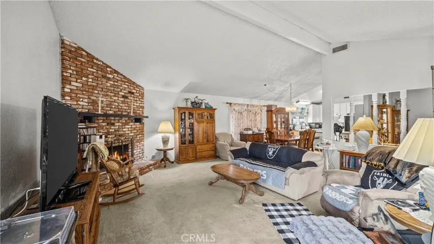 1125 Aspen Street, Corona, California 92879