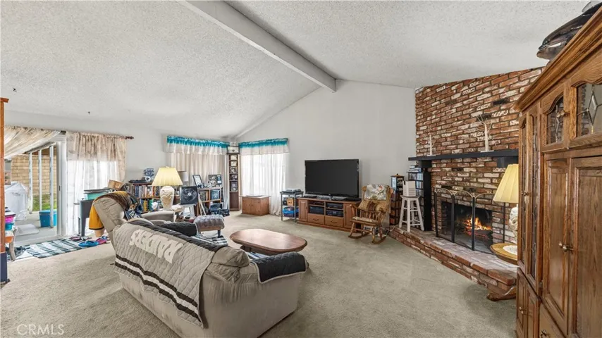 1125 Aspen Street, Corona, California 92879