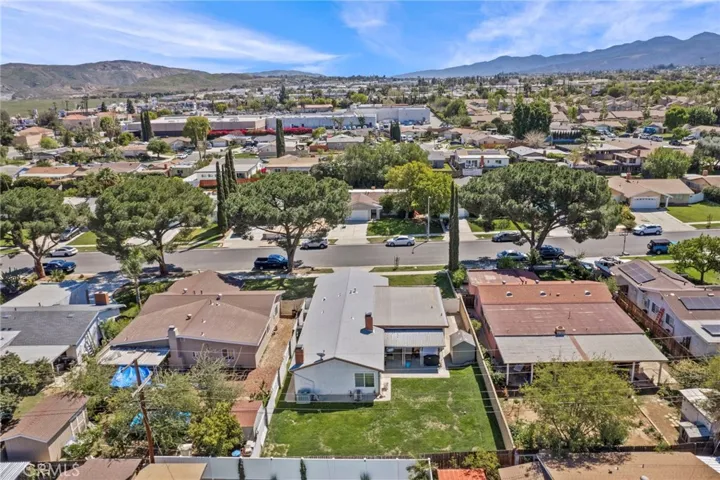 1125 Aspen Street, Corona, California 92879