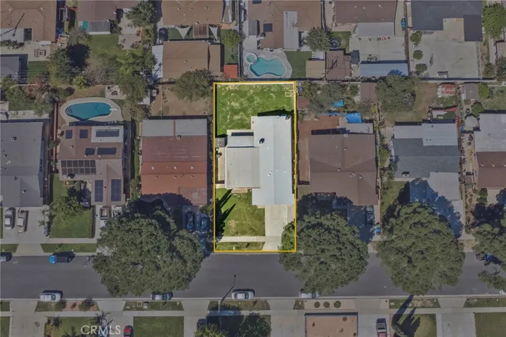 1125 Aspen Street, Corona, California 92879