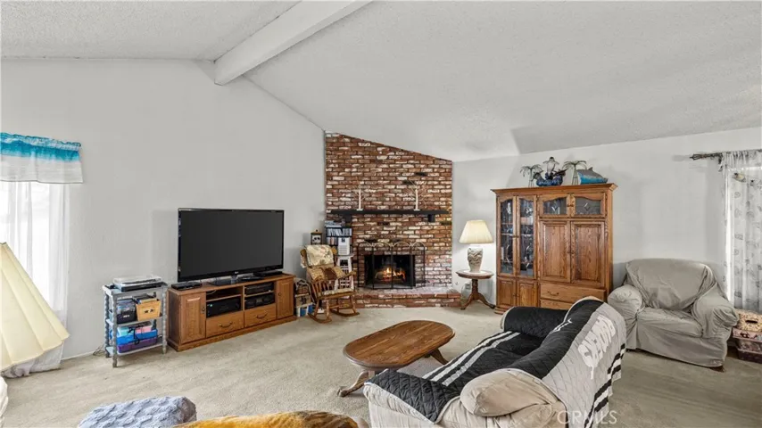 1125 Aspen Street, Corona, California 92879