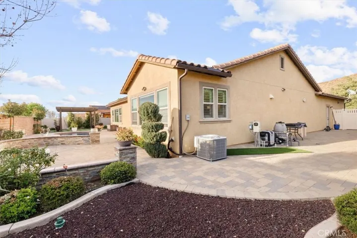 32601 Windchime Court, Winchester, California 92596