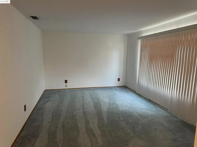 685 Lomitas Pl, Pittsburg, California 94565