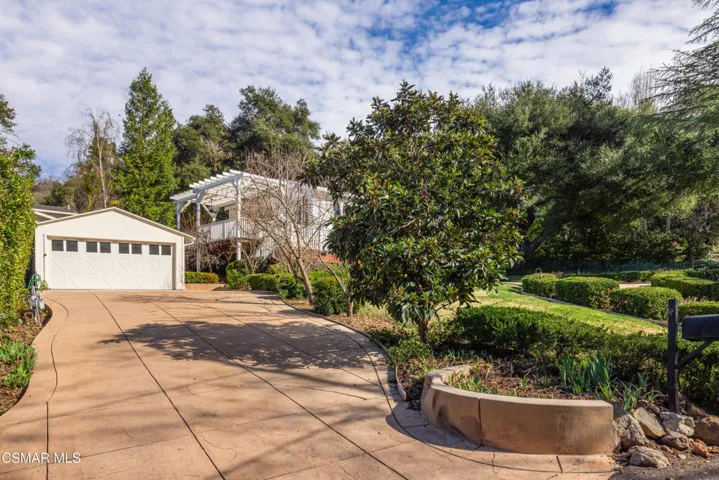 2498 Hereford Rd, Lake Sherwood, CA-Vinc