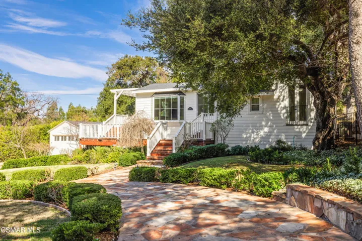 2498 Hereford Rd, Lake Sherwood, CA-Vinc