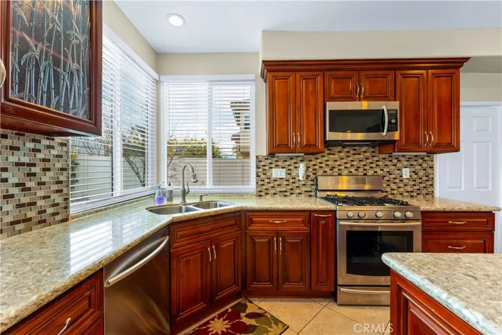 5 burner stove microwave dishwasher