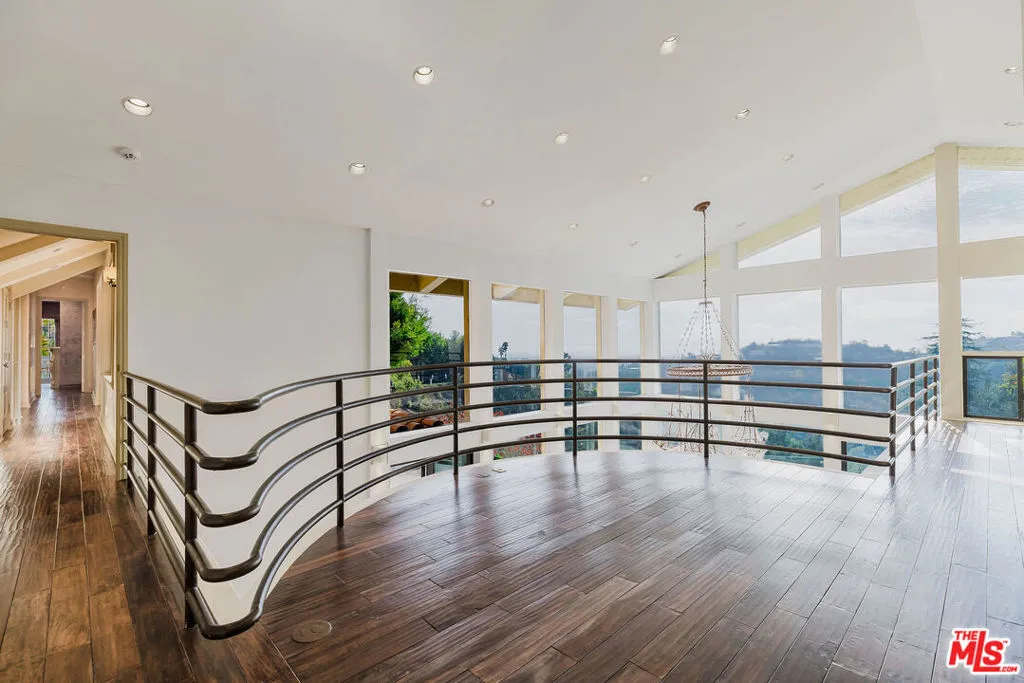 1401 Bel Air Road, Los Angeles, California 90077 home-pic-17