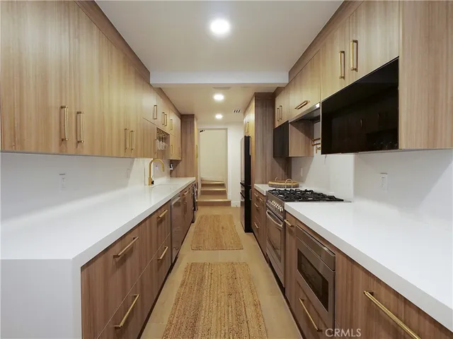 32551 Seacliff Drive, Rancho Palos Verdes, California 90275
