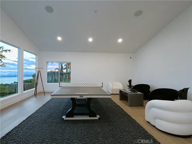 32551 Seacliff Drive, Rancho Palos Verdes, California 90275