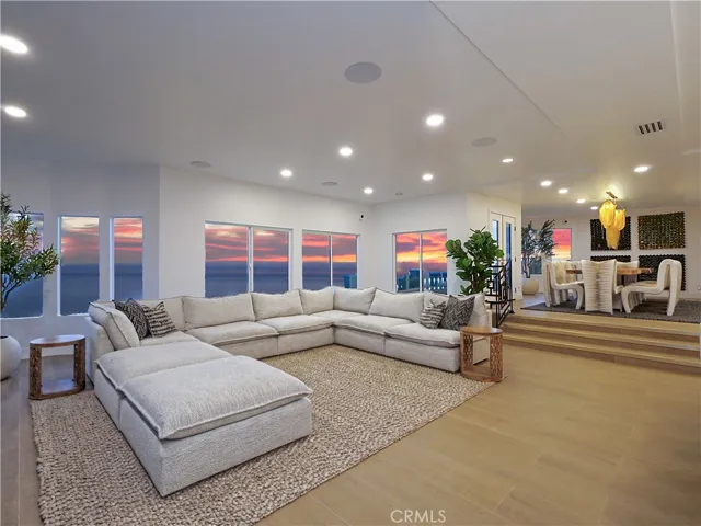 32551 Seacliff Drive, Rancho Palos Verdes, California 90275