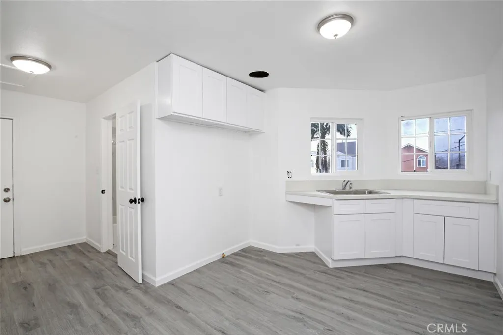 2514 Clarendon Avenue, Huntington Park, California 90255 home-pic-34