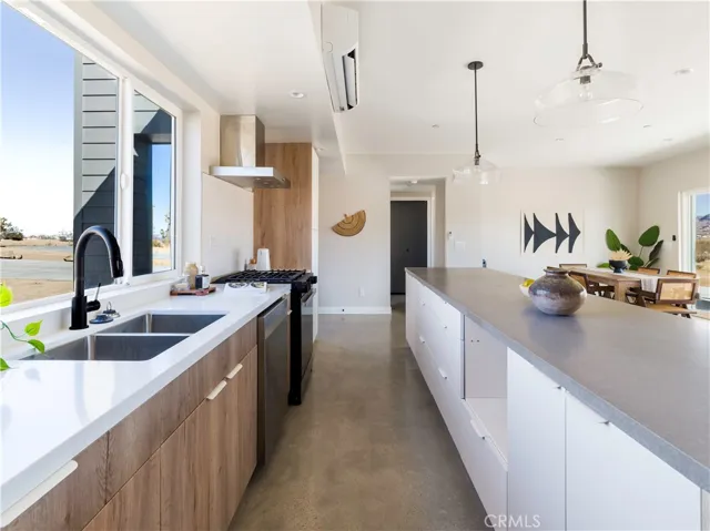 62455 Crestview Drive, Joshua Tree, California 92252
