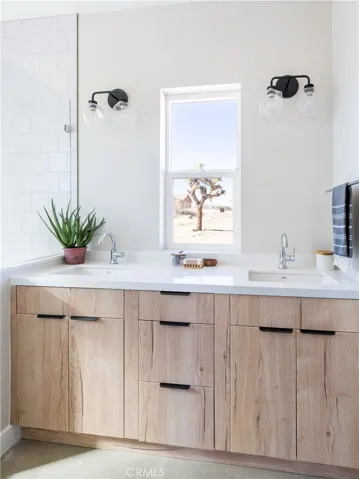 62455 Crestview Drive, Joshua Tree, California 92252