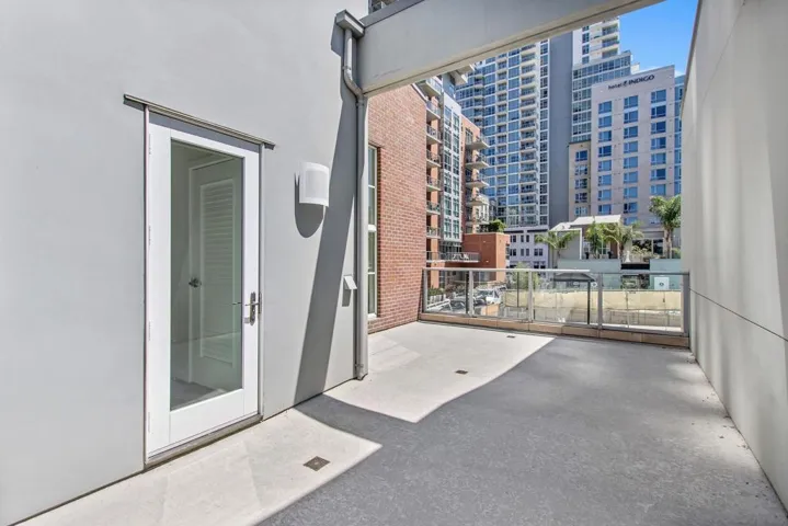531 8th Ave Th114, San Diego, California 92101