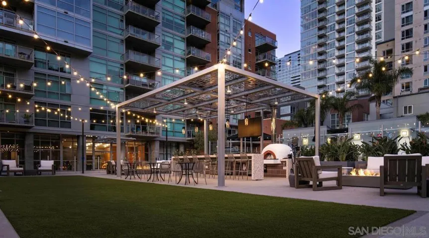 531 8th Ave Th114, San Diego, California 92101
