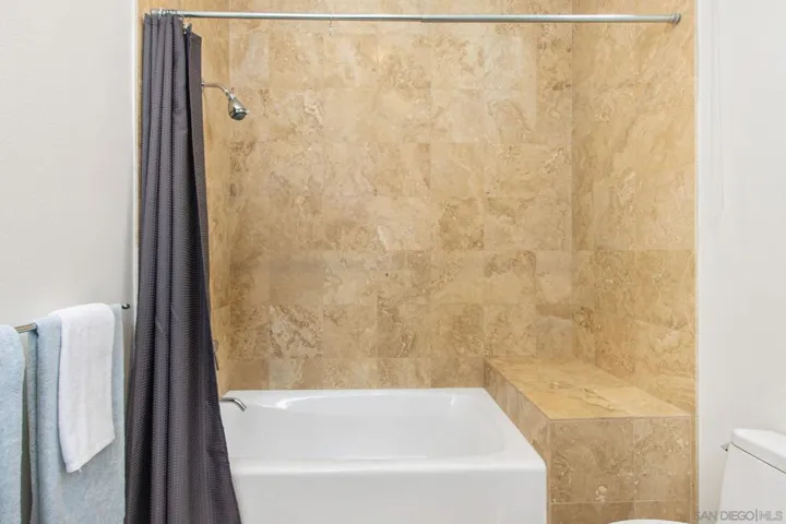 531 8th Ave Th114, San Diego, California 92101