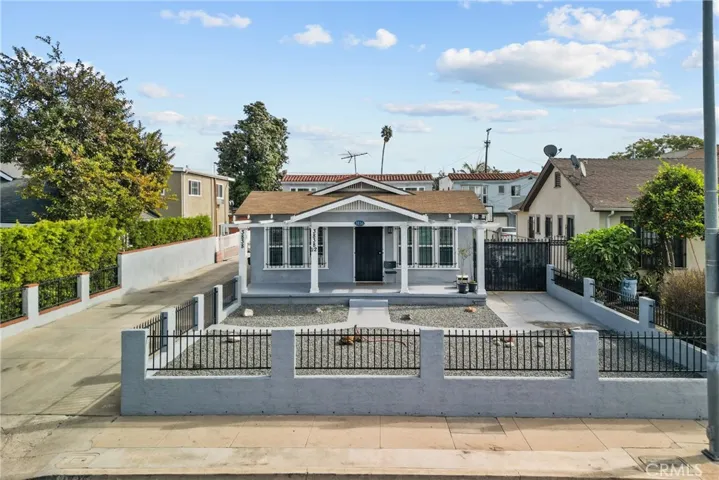 3838 Arlington Avenue, Los Angeles, California 90008