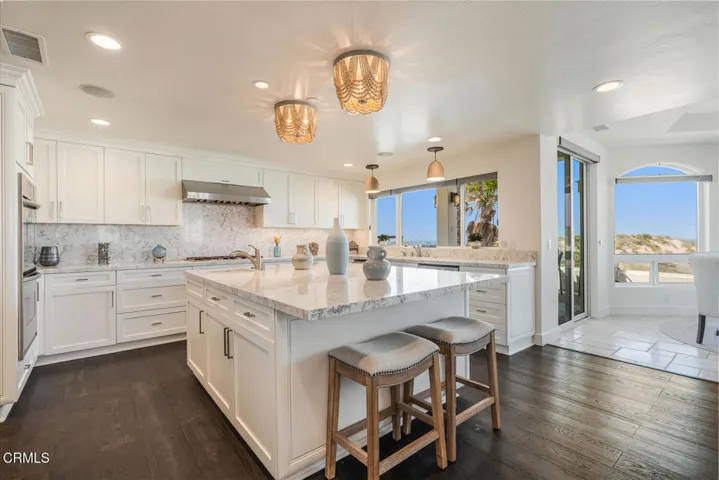 1501 Mandalay Beach Rd Oxnard-large-027-