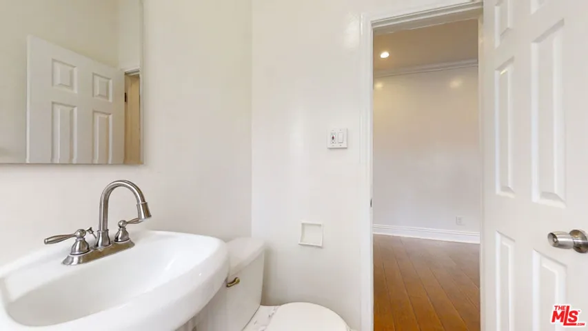 738 New Hampshire Avenue 503, Los Angeles, California 90005