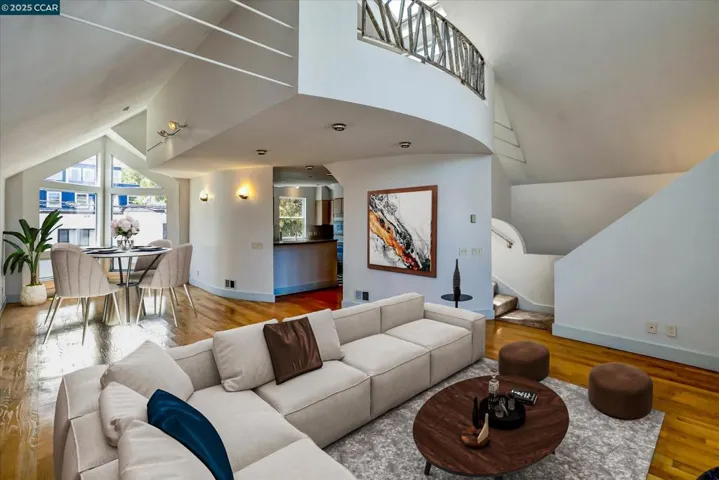 44 Cortland Ave, San Francisco, California 94110
