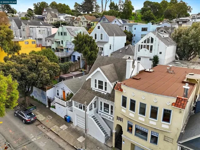 44 Cortland Ave, San Francisco, California 94110