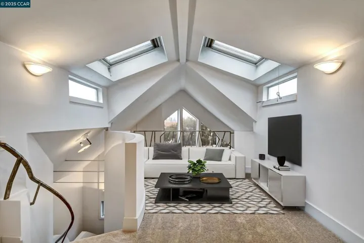 44 Cortland Ave, San Francisco, California 94110