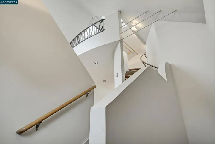 44 Cortland Ave, San Francisco, California 94110