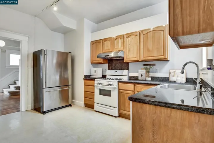 44 Cortland Ave, San Francisco, California 94110