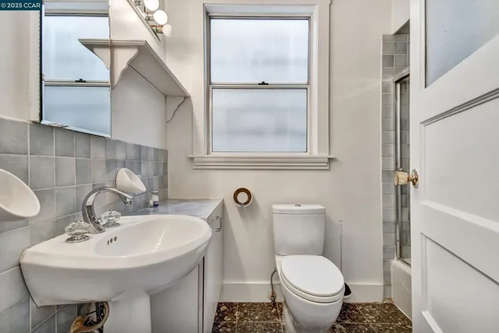 44 Cortland Ave, San Francisco, California 94110