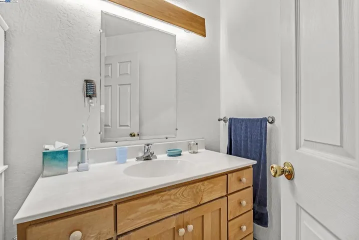 5479 Fiesta Rd, Fremont, California 94538