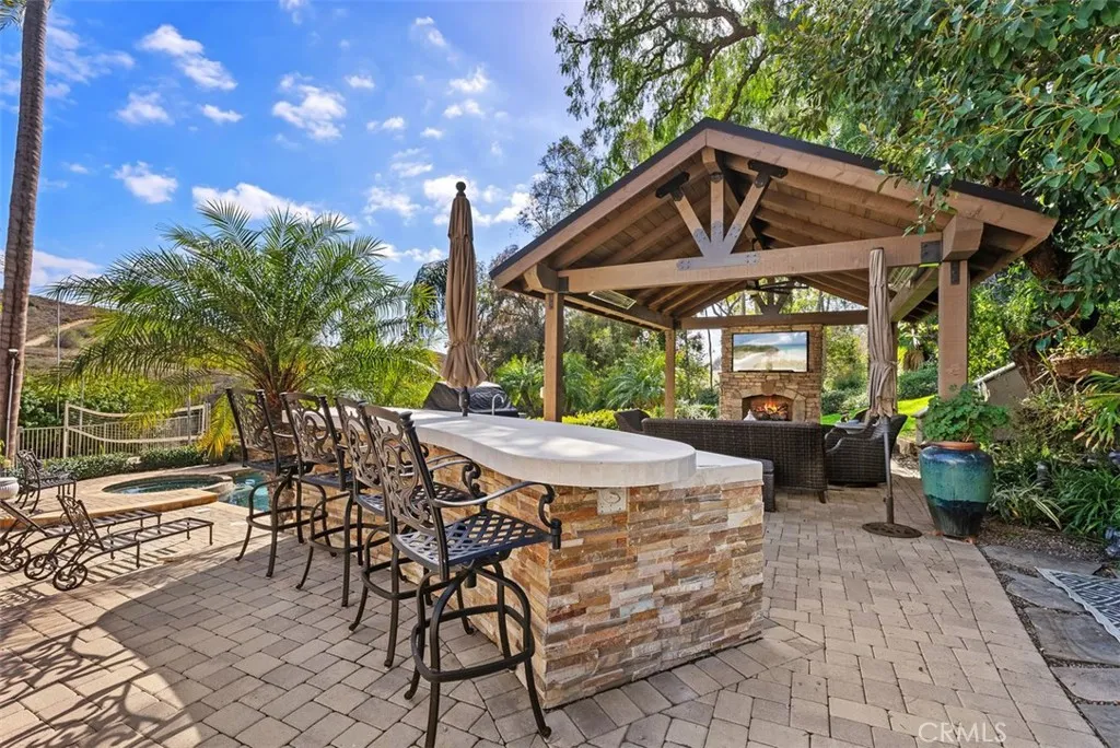 9911 Overhill Dr, North Tustin, California 92704 home-pic-34