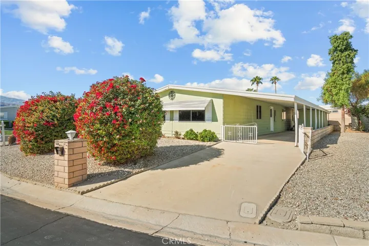 73330 Linda Circle, Palm Desert, California 92260