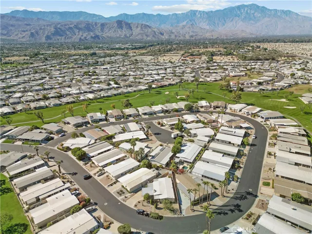 73330 Linda Circle, Palm Desert, California 92260