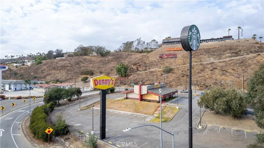 1504 Gillette Road, Pomona, California 91768